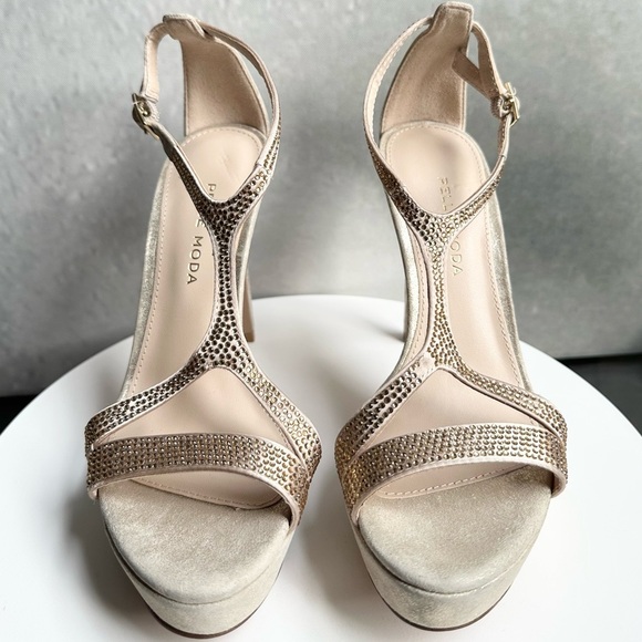 🌸PELLE MODA🌸 Onora T-strap Sandal Platinum Size: 6.5 - Picture 8 of 14